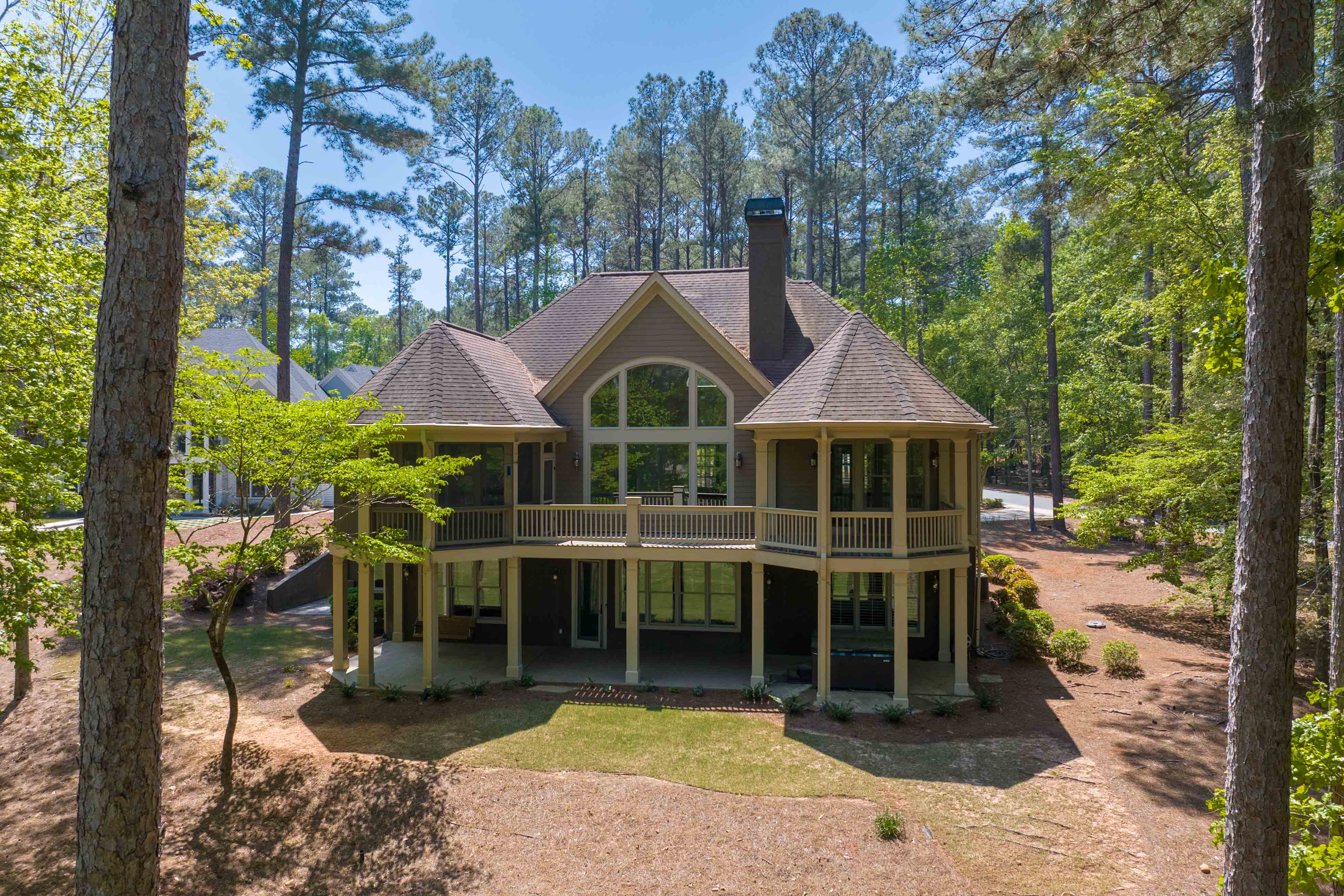 1021 Homestead image 3